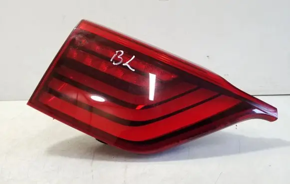 KIA Sportage Tailgate rear/tail lights 92405D9
