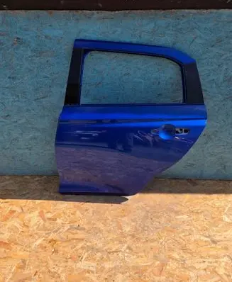 Suzuki Swift IV Rear door 6800470T00