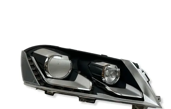 Volkswagen PASSAT B7 Headlight part 