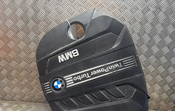 BMW X3 F25 Engine cover (trim) 7811024