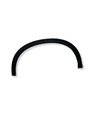 Suzuki Vitara (LY) Rear arch trim 7725154P0