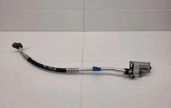 Ford C-MAX II Air conditioning (A/C) pipe/hose F1F1-19D567-LA