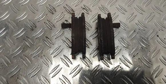 Toyota Corolla Verso AR10 Brake pads (rear) 
