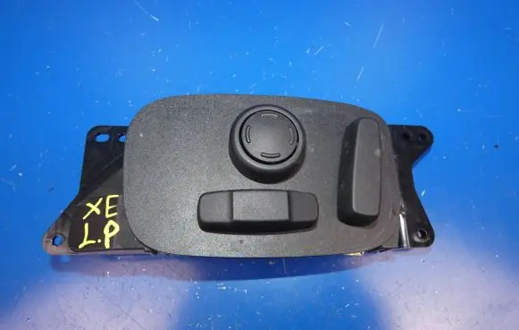 Jaguar XE Seat control switch GX73-14B566-EA 10105241 99999143230138