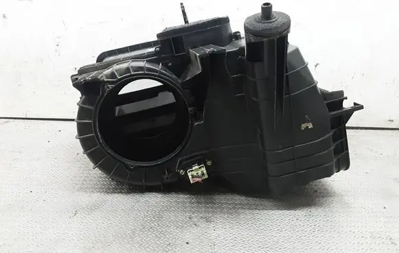 SsangYong Rodius Interior heater climate box assembly housing 6810021030