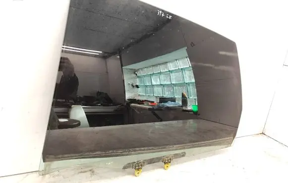 Nissan Almera Tino Rear door window glass 43R000015