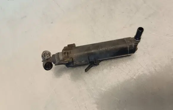 Audi A4 S4 B8 8K Headlight washer spray nozzle 8K0955102D