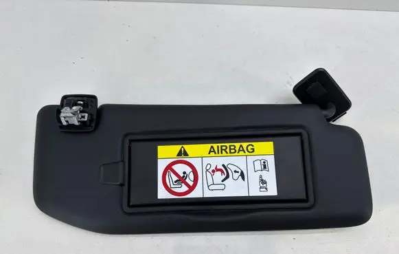 Opel Mokka X Sun visor