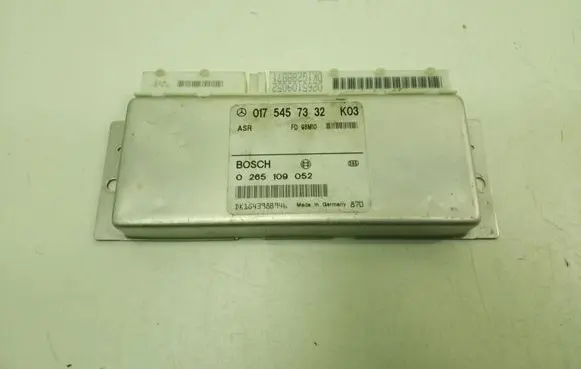 Mercedes-Benz E W210 ESP (stability system) control unit A0175457332