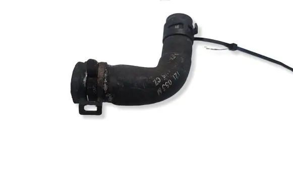Audi Q7 4L Engine coolant pipe/hose 1234