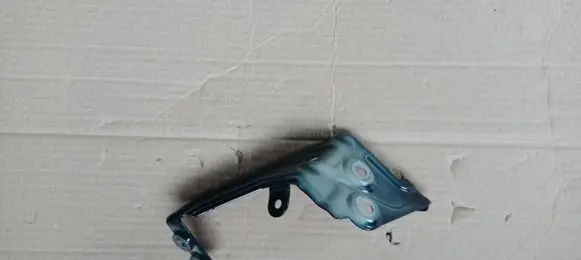 BMW X3 G01 Fender mounting bracket 7400219