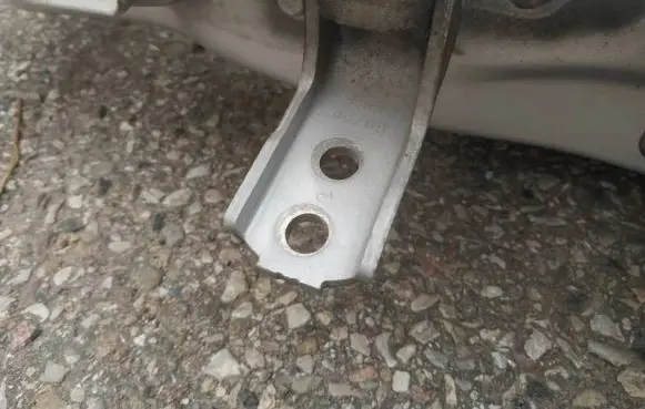 Front door upper hinge