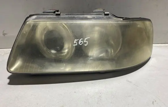 Audi A4 S4 B6 8E 8H Headlight/headlamp