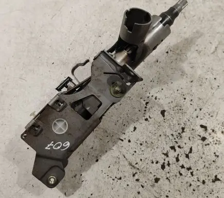 Peugeot 607 Steering rack 1811556100