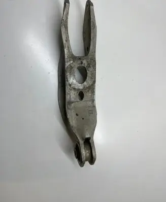 Audi Q7 4M Rear upper control arm/wishbone 4M0505311H