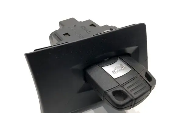 BMW 3 E90 E91 Ignition lock 6954719
