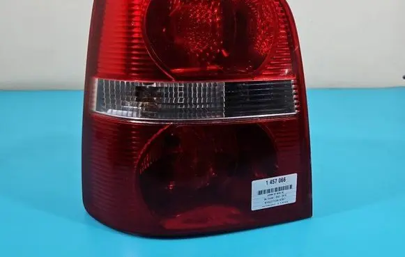 Volkswagen Touran I Rear/tail lights 1T0945095D IMPRK1457066