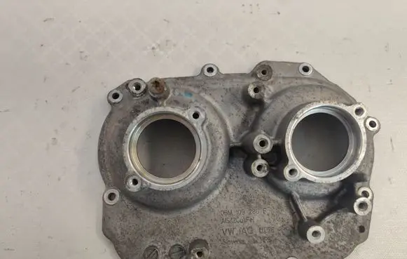Audi Q7 4M Timing chain cover 06M109286F