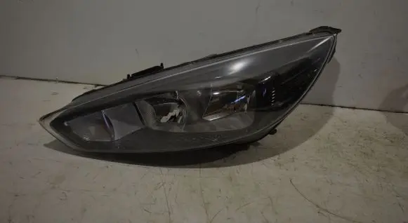 Ford Focus Headlight/headlamp F1EB13W030