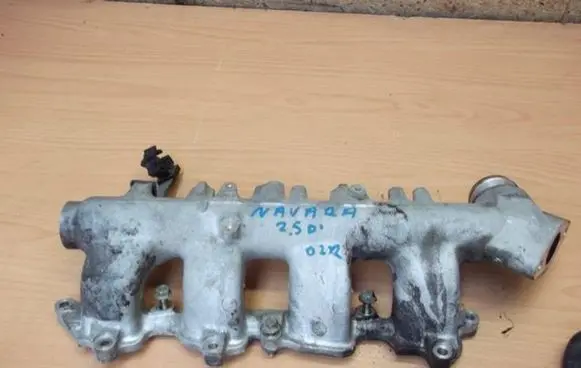 Nissan Navara D22 Intake manifold