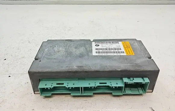 BMW 5 E60 E61 Airbag control unit/module 6943085 532221840 65776943085