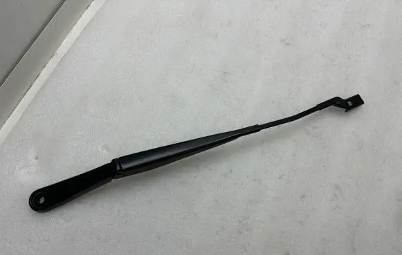 Jaguar F-Pace Front wiper blade arm W000062155