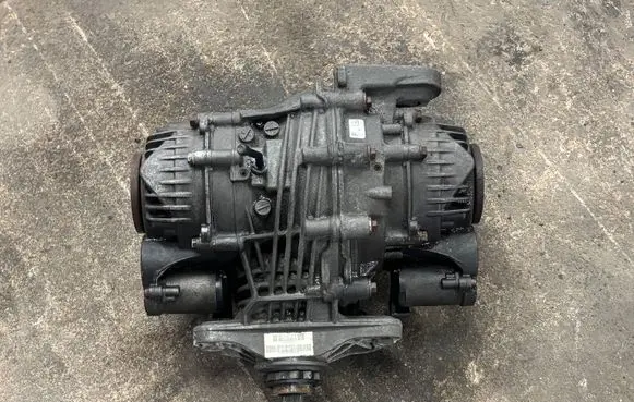BMW X6 E71 Rear differential 7597990