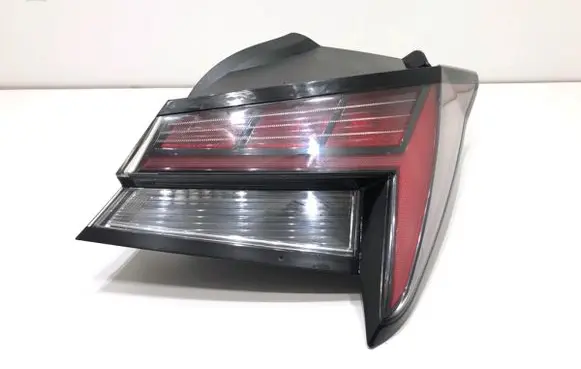 Hyundai Elantra VII Rear/tail lights 92402AA200