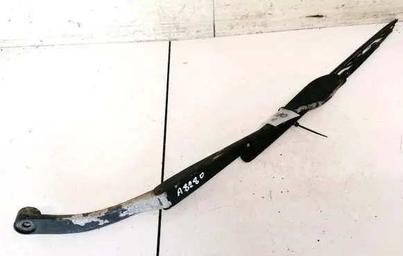 Subaru Forester SG Front wiper blade arm