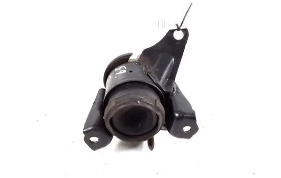 Toyota Avensis Verso Engine mount bracket 12305-28080