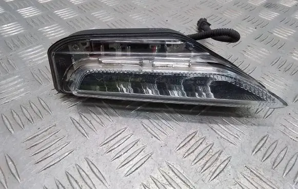 Infiniti Q70 Y51 Front indicator light A045255