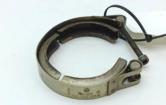 Audi A4 S4 B9 8W Muffler pipe connector clamp 04l253725b