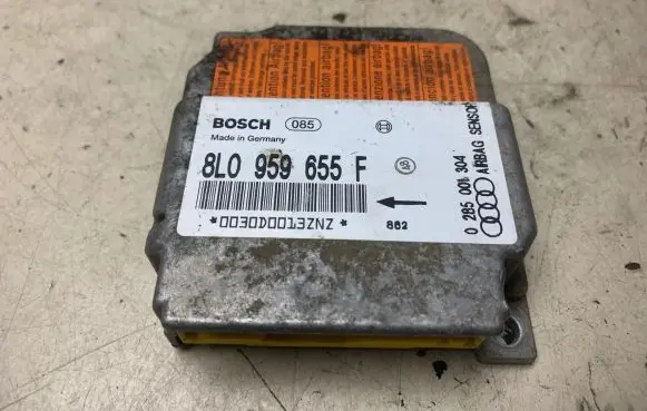 Audi A3 S3 8L Airbag control unit/module 8L0959655F