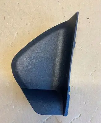 Mercedes-Benz GL X164 Dashboard side end trim A1646800339