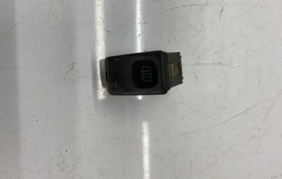 Volkswagen Golf II Windscreen/window heater switch