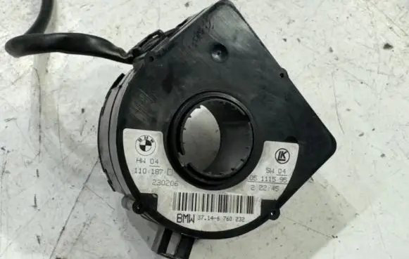 BMW 5 E39 Steering angle sensor 37146760232