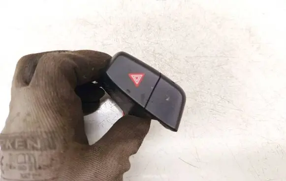 Audi A4 S4 B8 8K Hazard light switch 8K2941509A