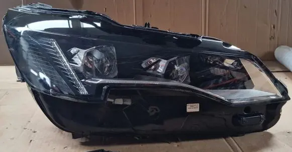 Peugeot 3008 II Headlight/headlamp 9836230580