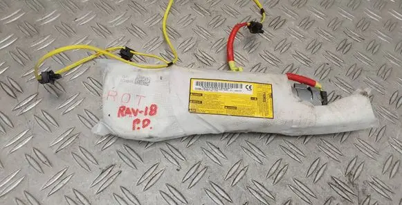 Toyota RAV 4 (XA40) Seat airbag 