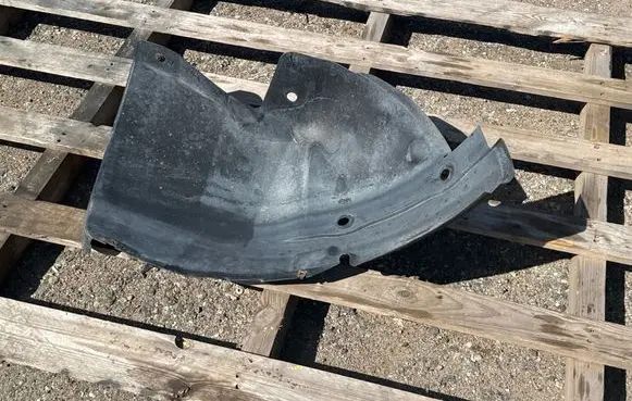 Opel Vivaro Front wheel arch liner splash guards 91166271 7700312793