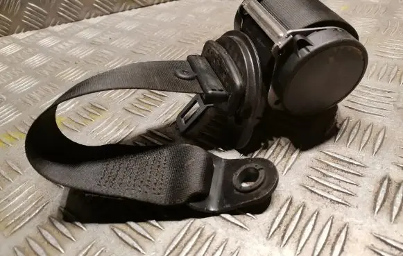Mini One - Cooper Coupe R56 Rear seatbelt 2751402