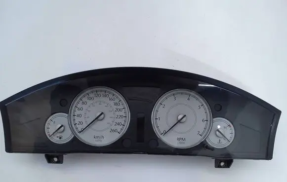 Chrysler 300 - 300C Speedometer (instrument cluster) P05172061AF A2C53132114 6902690