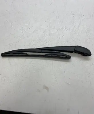 Toyota RAV 4 (XA30) Rear wiper blade 