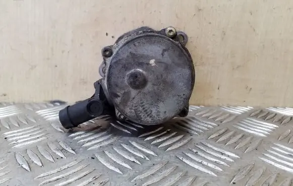Vacuum pump