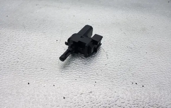 Clutch pedal sensor