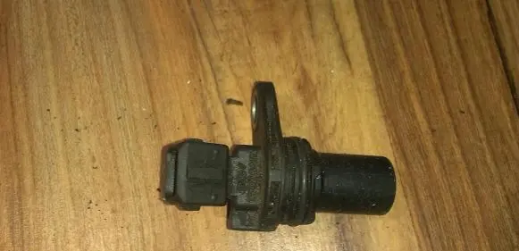 Ford Mondeo MK I Crankshaft position sensor 12K073A1E