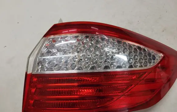 Ford Mondeo MK IV Rear/tail lights 7S7113404B 0374D