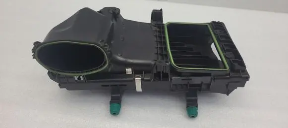 Mercedes-Benz GLC X253 C253 Air filter box A6540900001