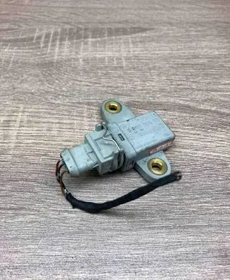Mercedes-Benz E W210 Airbag deployment crash/impact sensor 0125420417 0265005113