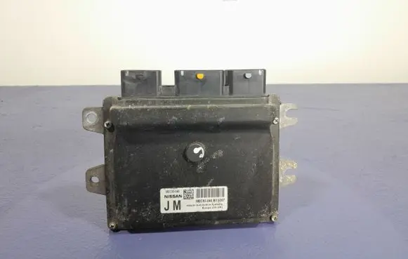 Nissan Note (E11) Engine control unit/module ECU MEC93-040